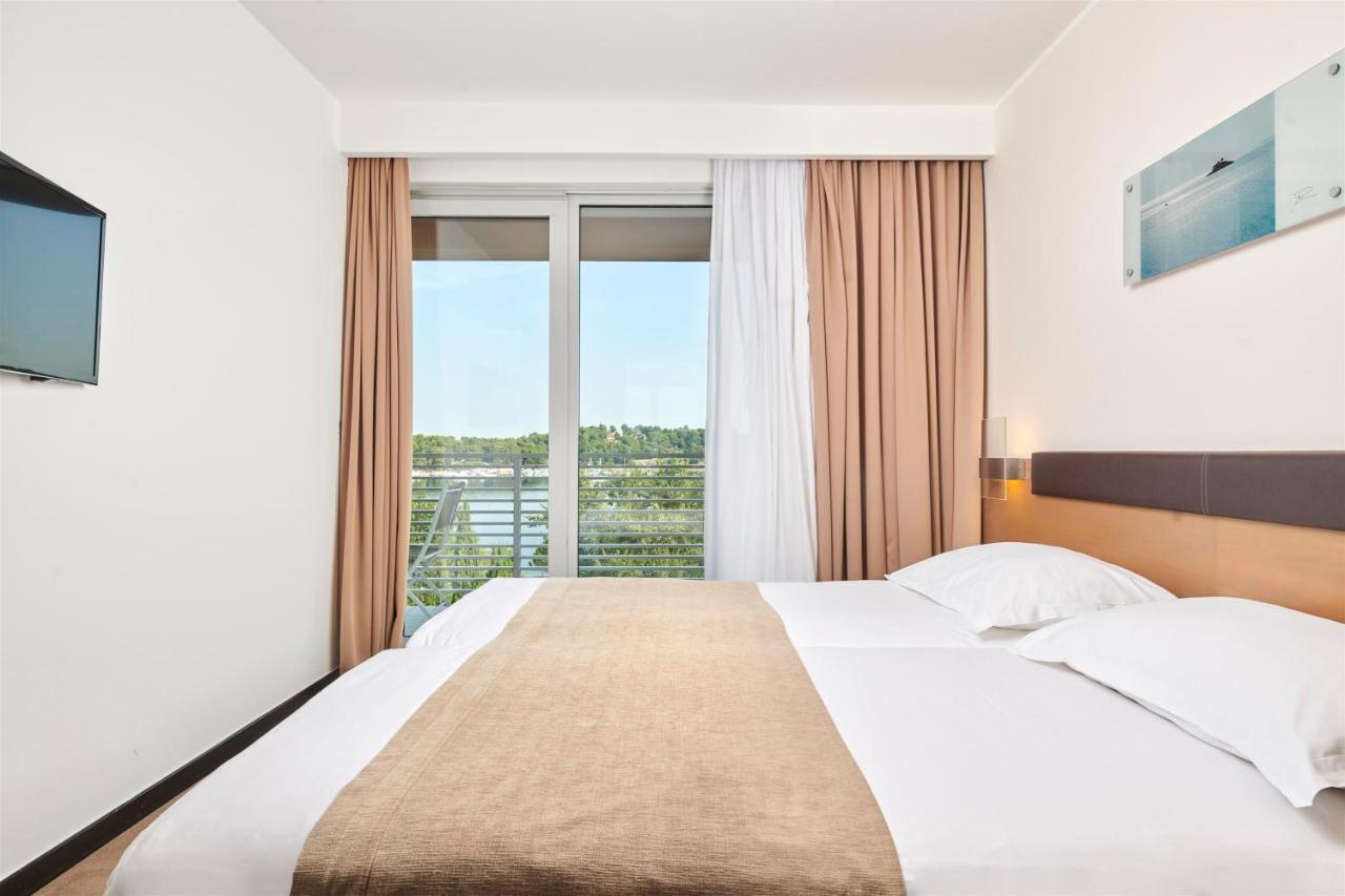 פורץ Hotel Molindrio Plava Laguna מראה חיצוני תמונה