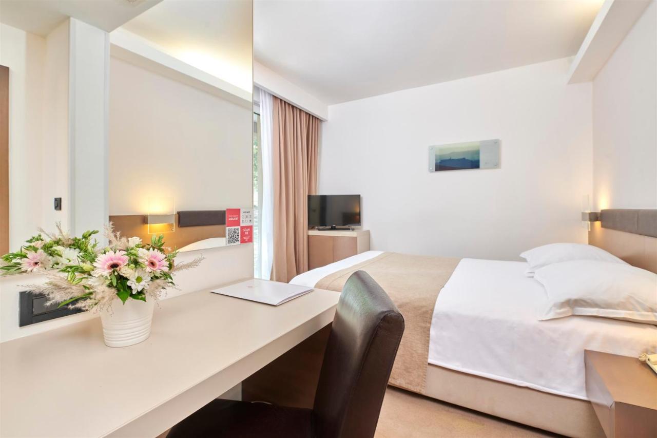 פורץ Hotel Molindrio Plava Laguna מראה חיצוני תמונה