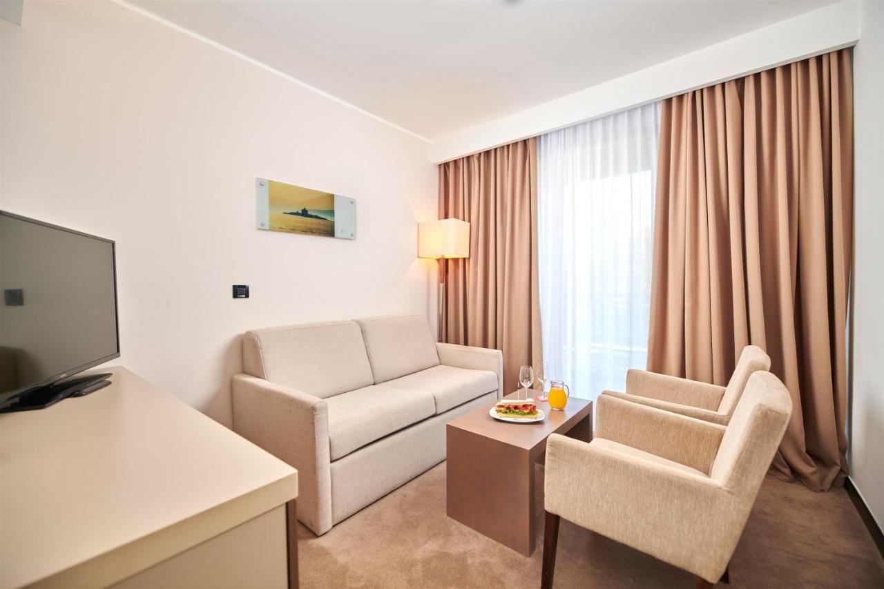 פורץ Hotel Molindrio Plava Laguna מראה חיצוני תמונה