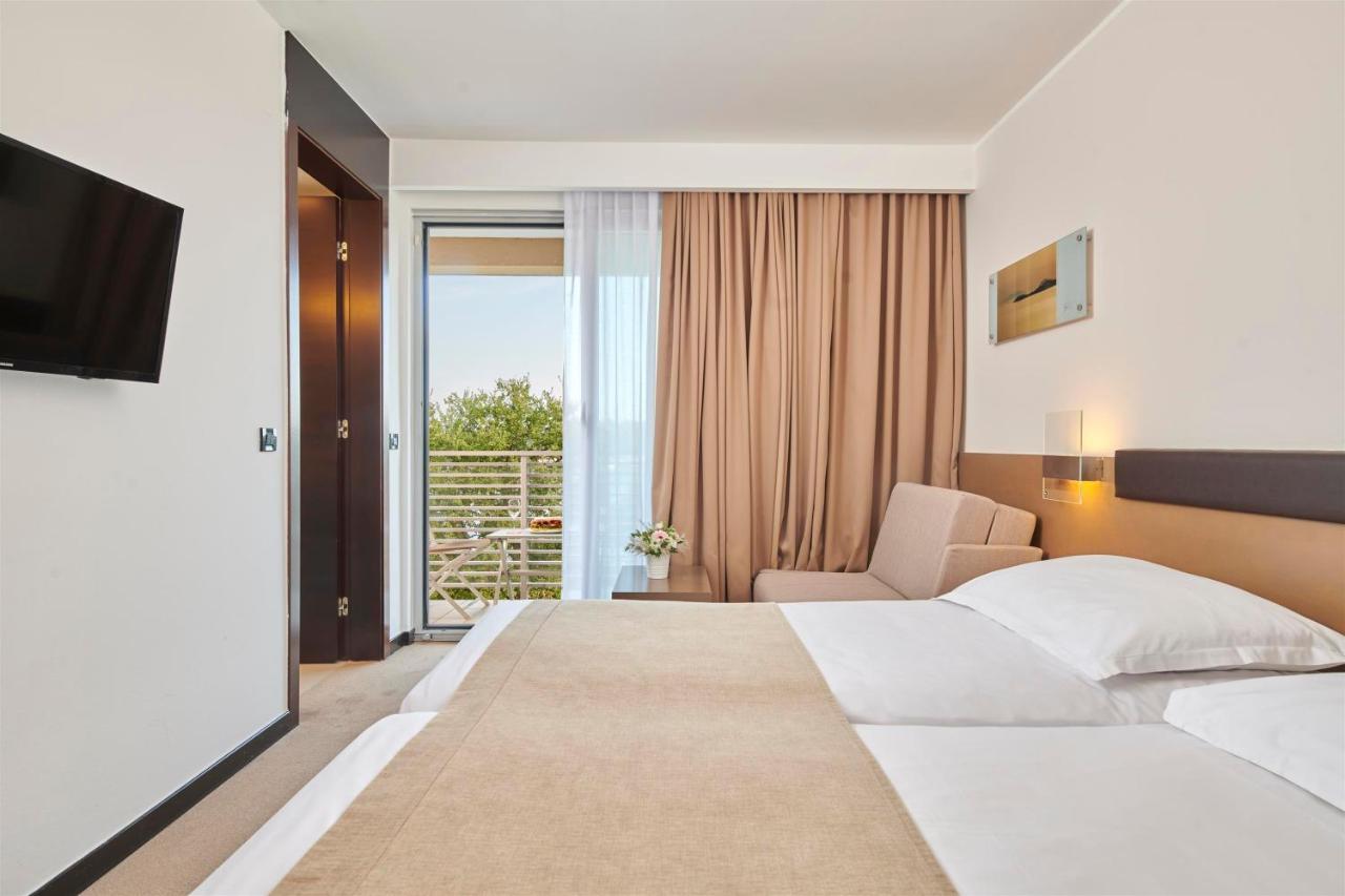 פורץ Hotel Molindrio Plava Laguna מראה חיצוני תמונה