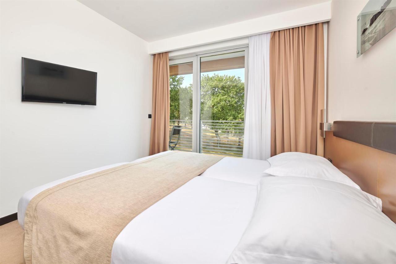 פורץ Hotel Molindrio Plava Laguna מראה חיצוני תמונה