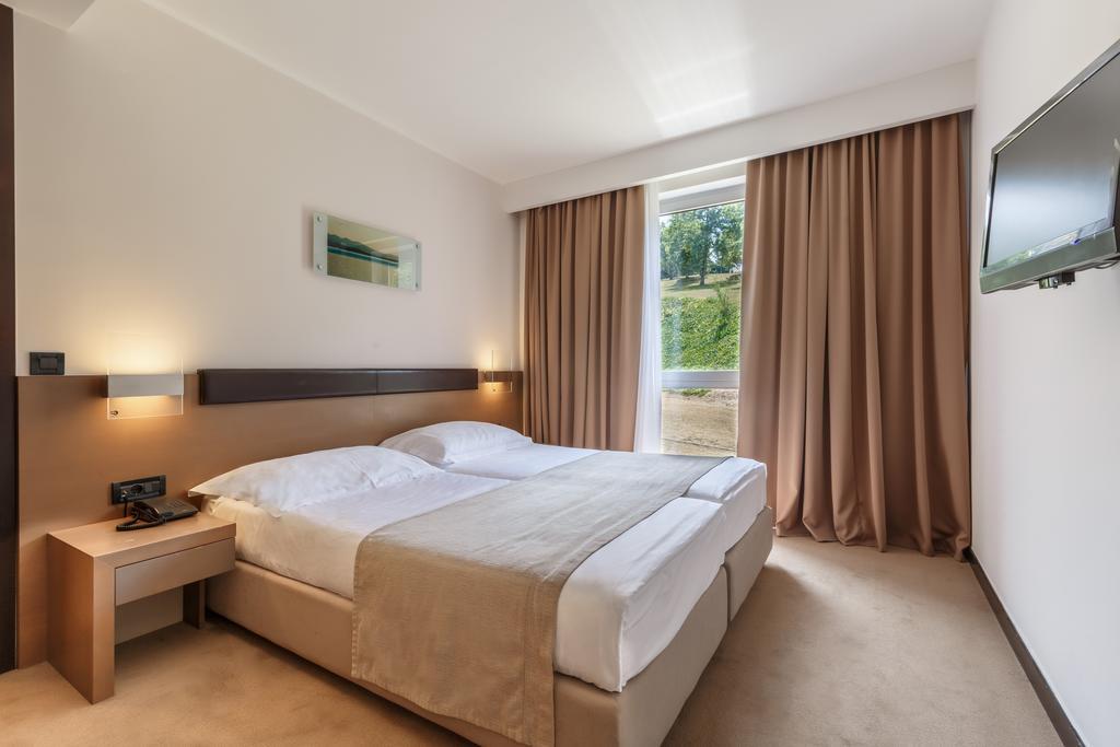 פורץ Hotel Molindrio Plava Laguna מראה חיצוני תמונה